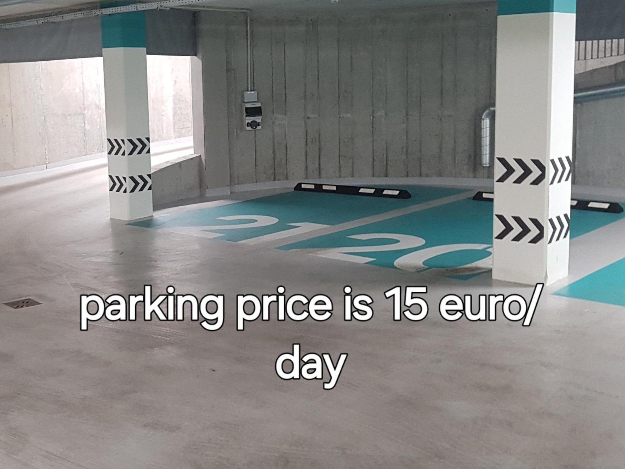 Happy Inn G, Self Check-In, Terrace, Underground Parking VNO Eksteriør bilde